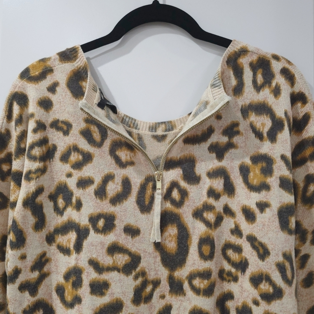 H&M Leopard Print Poly Wool Blend Sweater, M - Picture 10 of 14